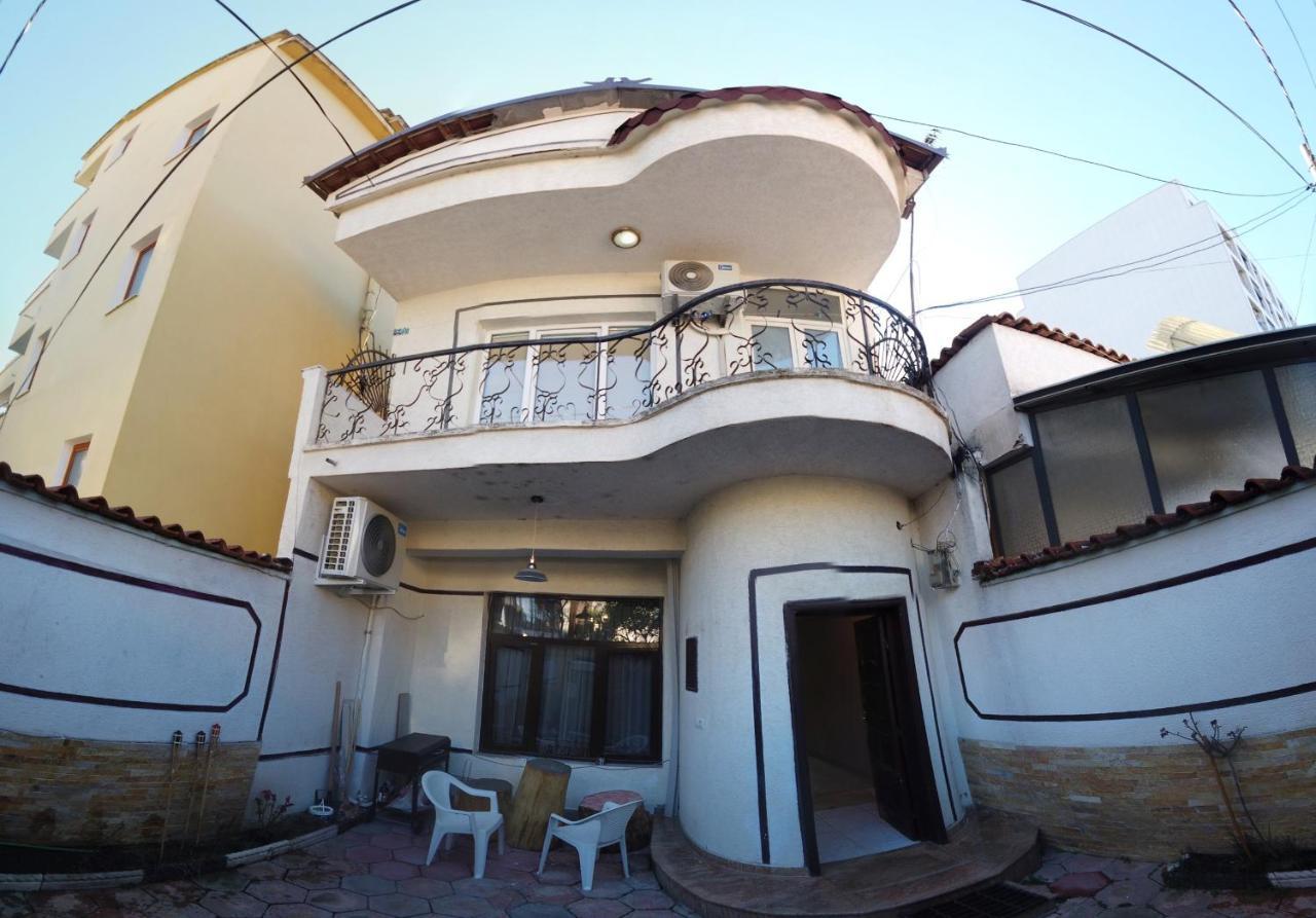 God’s Villa Tirana Esterno foto